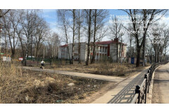 Сквер вблизи Востряковского городского Дома культуры (фото 2)