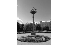 Калининский район: сад Верности на пересечении Гражданского пр. и ул. Верности
